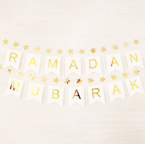 Ramadan Mubarak Fishtail Banner